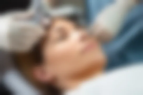 唐山颐安娜医疗美容门诊部乳房缩小手术现价仅需6000元起，原价8000元起，限时优惠，价格表详见，抓紧时间咨询！