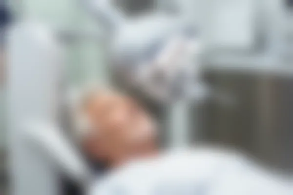永年李婷医院整形科鹰钩鼻矫正价格表：原价8000元起，现优惠价仅需6800元起！