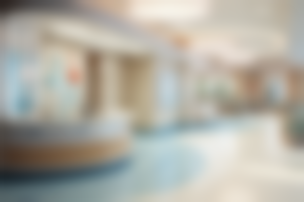 深圳展洪口腔诊所