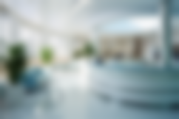 {束氏口腔门诊部