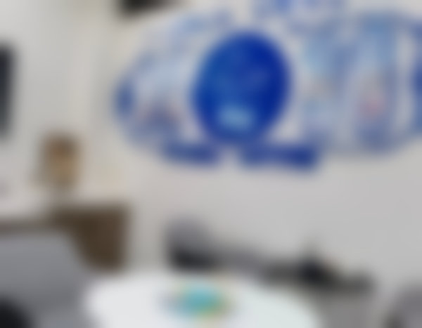 赤峰西诺口腔门诊部休息区