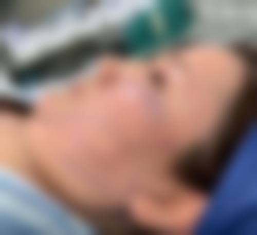 重庆杨东运医疗美容诊所门诊营业时间。