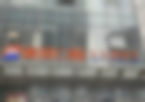 无锡美呀植牙口腔门诊部地理位置便于到院。