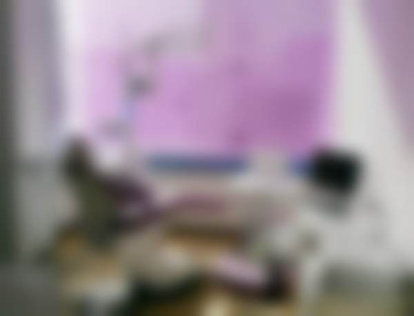 延安洛川亨利口腔门诊部医生团队经验稳定。