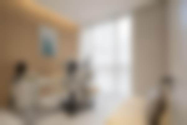 上海艾嘉瞳心眼科全飞秒激光手术18000元/双眼，王晓瑛主任亲诊，微创摘镜安全无忧