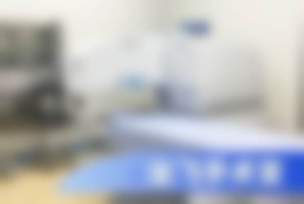 被近视困扰十年，全飞秒4.0手术让我第二天看清闹钟